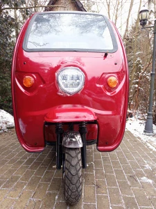 VOLTA  /  VT5+ / elektrická nákladní tříkolka / 3500 W /  72 V 45 Ah  / červená / elektrická pracovní tříkolka s kabinou     