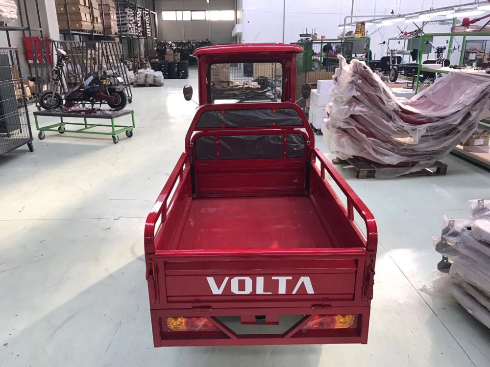 VOLTA / VT5+ / elektrická nákladní tříkolka / 3500 W / 72 V 45 Ah / červená / elektrická pracovní tříkolka s kabinou